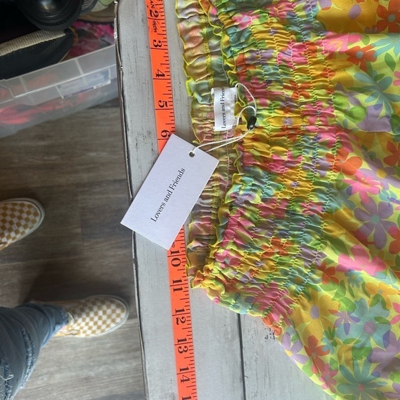 Lovers + Friends Flutter Shorts Women's XS
Floral Colorful Sheer Elastic NWT - Picture 7 of 9